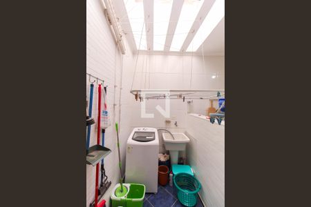 Casa à venda com 600m², 4 quartos e 8 vagasÁrea de Serviço