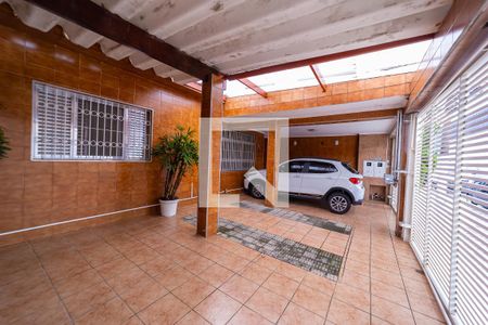 Casa à venda com 300m², 2 quartos e 3 vagas Casa à venda com 300m², 2 quartos e 3 vagasÁrea comum