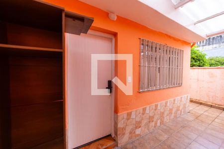 Casa à venda com 300m², 2 quartos e 3 vagas Casa à venda com 300m², 2 quartos e 3 vagasÁrea comum