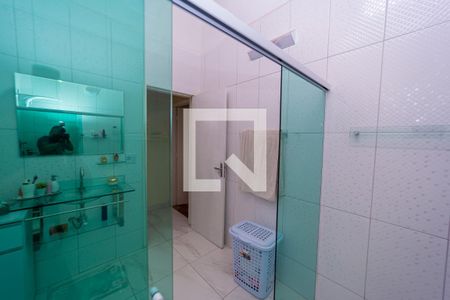 Casa à venda com 300m², 2 quartos e 3 vagas Casa à venda com 300m², 2 quartos e 3 vagasBanheiro