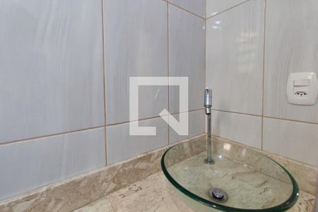 Apartamento para alugar com 57m², 2 quartos e 1 vaga Apartamento para alugar com 57m², 2 quartos e 1 vagaBanheiro