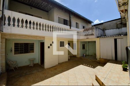 Casa para alugar com 250m², 3 quartos e 3 vagasQuintal