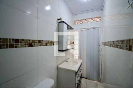Casa para alugar com 250m², 3 quartos e 3 vagasBanheiro Social