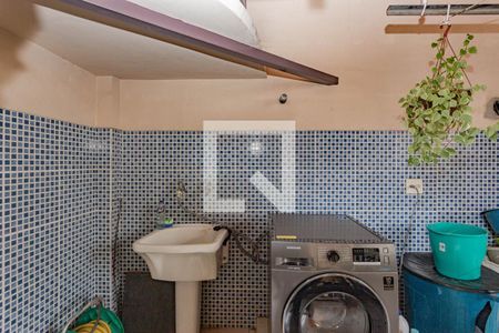 Casa à venda com 205m², 3 quartos e 2 vagasÁrea de Serviço