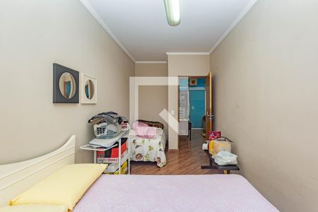 Casa à venda com 205m², 3 quartos e 2 vagasQuarto 2