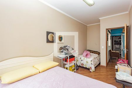 Casa à venda com 205m², 3 quartos e 2 vagasQuarto 2