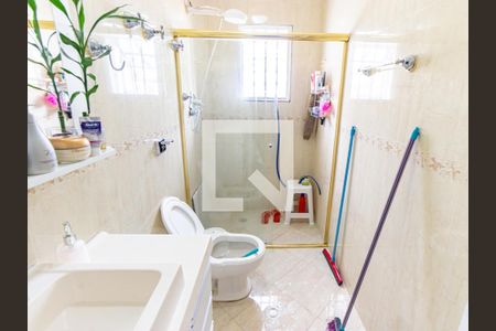 Casa à venda com 132m², 6 quartos e 2 vagas Casa à venda com 132m², 6 quartos e 2 vagasBanheiro da Suíte 2