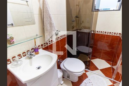 Casa à venda com 132m², 6 quartos e 2 vagas Casa à venda com 132m², 6 quartos e 2 vagasBanheiro da Churrasqueira