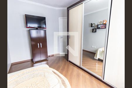Casa à venda com 132m², 6 quartos e 2 vagas Casa à venda com 132m², 6 quartos e 2 vagasQuarto 2