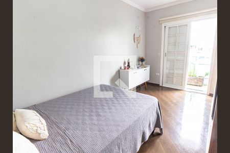 Casa à venda com 132m², 6 quartos e 2 vagas Casa à venda com 132m², 6 quartos e 2 vagasQuarto 1