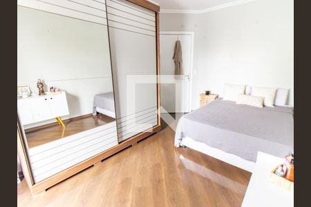 Casa à venda com 132m², 6 quartos e 2 vagas Casa à venda com 132m², 6 quartos e 2 vagasQuarto 1