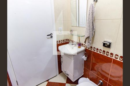 Casa à venda com 132m², 6 quartos e 2 vagas Casa à venda com 132m², 6 quartos e 2 vagasBanheiro da Churrasqueira