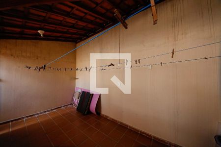 Casa para alugar com 150m², 2 quartos e 3 vagas Casa para alugar com 150m², 2 quartos e 3 vagasÁrea de Serviço