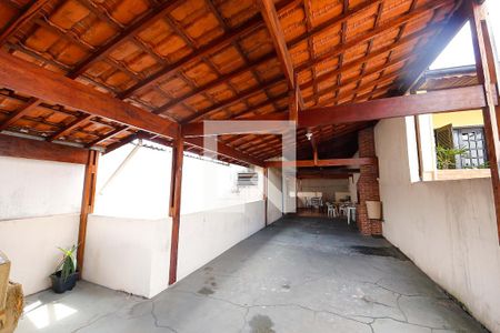 Casa para alugar com 150m², 2 quartos e 3 vagas Casa para alugar com 150m², 2 quartos e 3 vagasTerraço