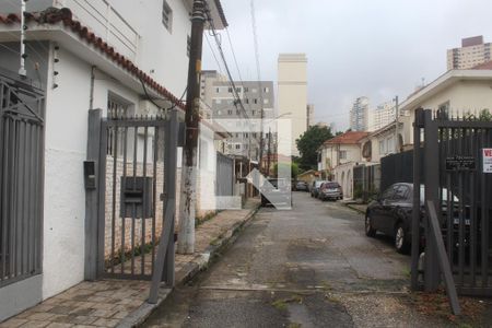 Casa à venda com 190m², 3 quartos e 2 vagasRua de entrada