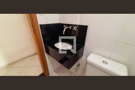 Apartamento à venda com 52m², 2 quartos e 1 vagaBanheiro Social