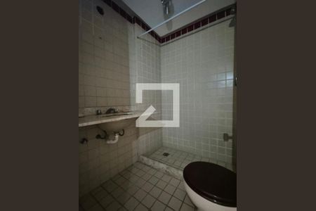 Casa de condomínio à venda com 150m², 3 quartos e 2 vagasBanheiro sosial