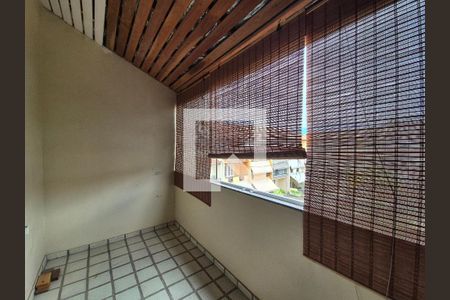 Casa de condomínio à venda com 150m², 3 quartos e 2 vagasVaranda do quarto 2