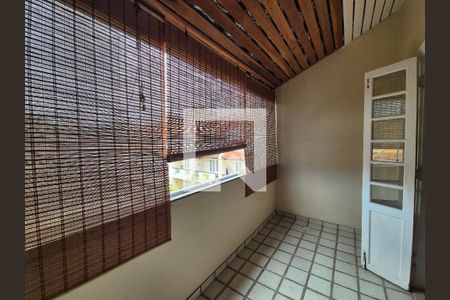 Casa de condomínio à venda com 150m², 3 quartos e 2 vagasVaranda do quarto 2