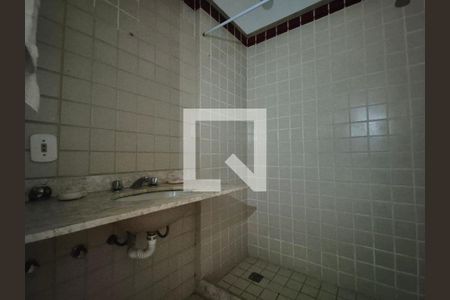 Casa de condomínio à venda com 150m², 3 quartos e 2 vagasBanheiro sosial
