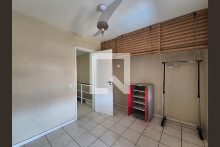 Casa de condomínio à venda com 150m², 3 quartos e 2 vagasQuarto 2