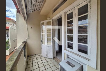 Casa de condomínio à venda com 150m², 3 quartos e 2 vagasVaranda da suite