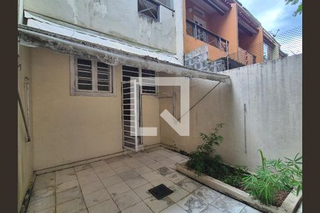 Casa de condomínio à venda com 150m², 3 quartos e 2 vagasÁrea externa