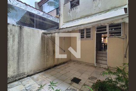 Casa de condomínio à venda com 150m², 3 quartos e 2 vagasÁrea externa