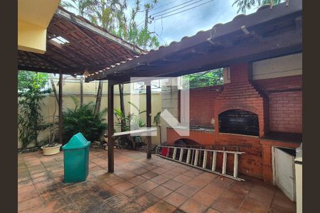 Casa de condomínio à venda com 150m², 3 quartos e 2 vagasárea comum