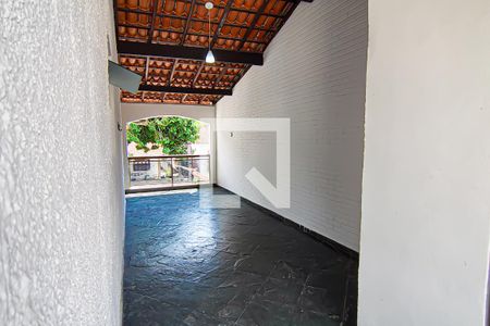 Casa à venda com 300m², 3 quartos e 4 vagasvaranda