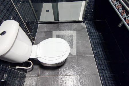 Casa à venda com 300m², 3 quartos e 4 vagasBanheiro da Suíte