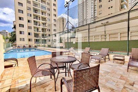 Apartamento à venda com 83m², 4 quartos e 2 vagasÁrea comum - Piscina