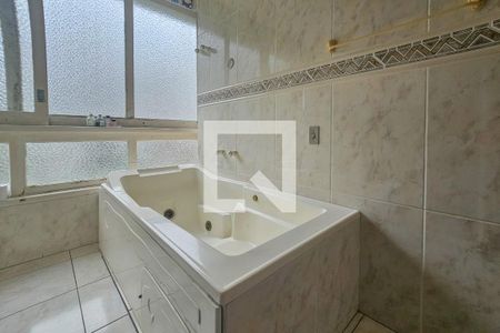 Apartamento para alugar com 190m², 3 quartos e 2 vagasBanheiro da suíte 