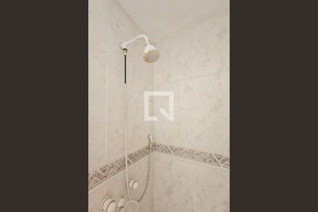 Apartamento para alugar com 190m², 3 quartos e 2 vagasBanheiro