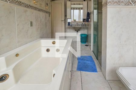 Apartamento para alugar com 190m², 3 quartos e 2 vagasBanheiro da suíte 