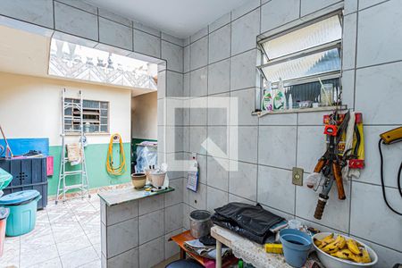 Casa à venda com 100m², 3 quartos e 2 vagasÁrea de Serviço