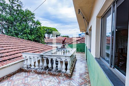 Casa à venda com 100m², 3 quartos e 2 vagasQuintal