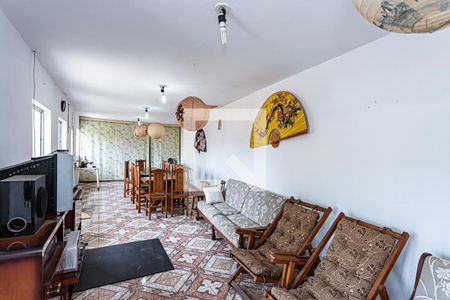 Casa à venda com 100m², 3 quartos e 2 vagasSalão multiuso