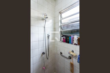 Casa à venda com 100m², 3 quartos e 2 vagasBanheiro