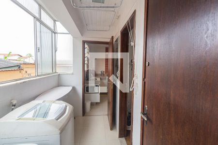 Apartamento à venda com 81m², 3 quartos e 1 vagaÁrea de Serviço