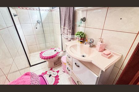 Casa à venda com 250m², 3 quartos e 2 vagas Casa à venda com 250m², 3 quartos e 2 vagasBanheiro da Suíte 3