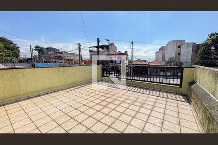 Casa à venda com 250m², 3 quartos e 2 vagas Casa à venda com 250m², 3 quartos e 2 vagasSuite 1Varanda