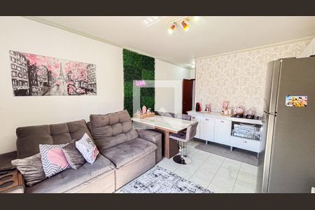 Casa à venda com 250m², 3 quartos e 2 vagas Casa à venda com 250m², 3 quartos e 2 vagasSuite 1