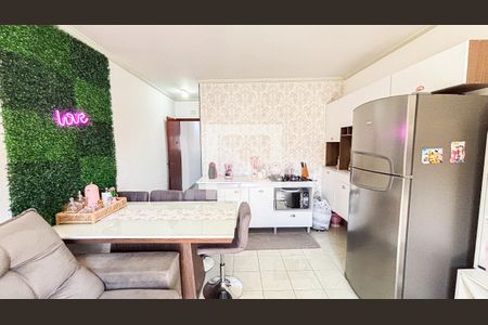 Casa à venda com 250m², 3 quartos e 2 vagas Casa à venda com 250m², 3 quartos e 2 vagasSuite 1