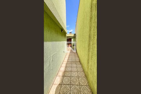 Casa à venda com 250m², 3 quartos e 2 vagas Casa à venda com 250m², 3 quartos e 2 vagasQuintal