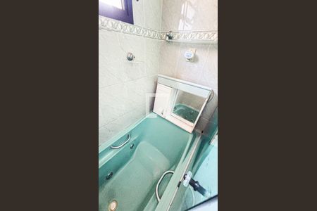 Casa à venda com 250m², 3 quartos e 2 vagas Casa à venda com 250m², 3 quartos e 2 vagasBanheiro da Suíte 1