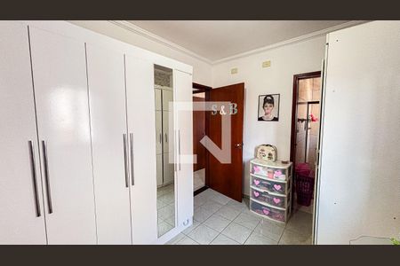 Casa à venda com 250m², 3 quartos e 2 vagas Casa à venda com 250m², 3 quartos e 2 vagasSuite 3