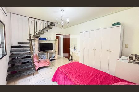Casa à venda com 250m², 3 quartos e 2 vagas Casa à venda com 250m², 3 quartos e 2 vagasSala de Jantar