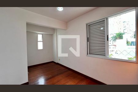 Apartamento à venda com 95m², 3 quartos e 2 vagasSuíte 1