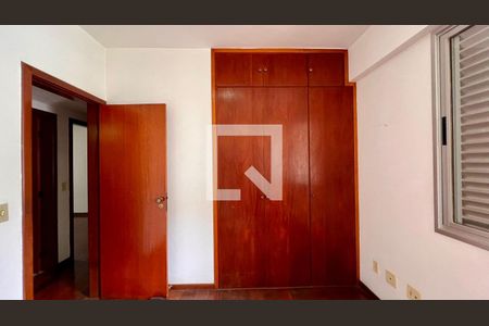 Quarto 1 de apartamento à venda com 3 quartos, 95m² em Santo Antônio, Belo Horizonte